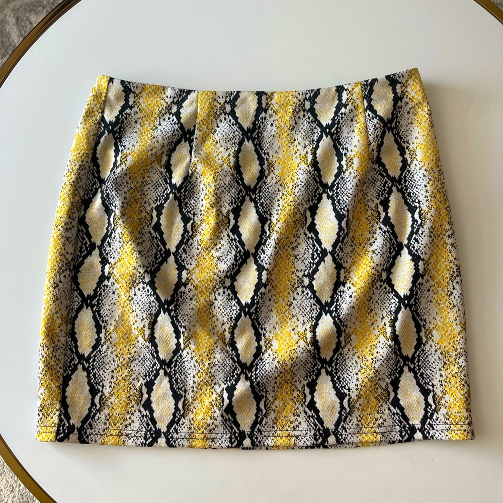 High waist snake print skirt